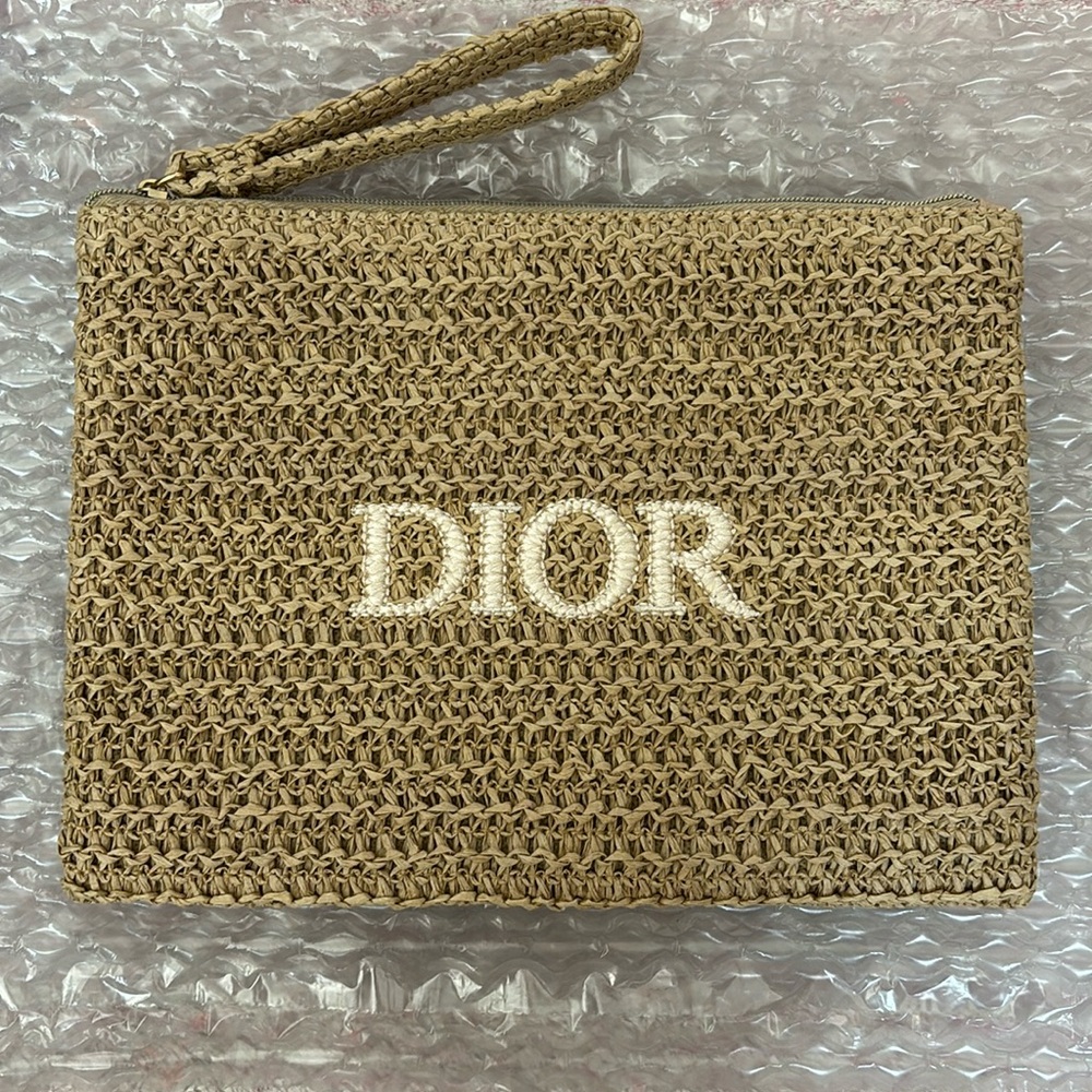 New in box Dior Tan Raffia Clutch with Wristlet - Picture 9 of 9